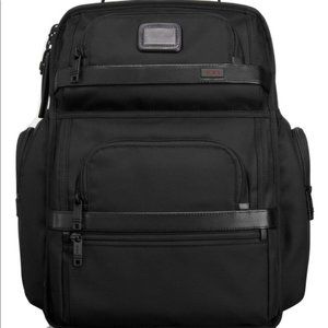 Alpha 2 T-Pass Tumi Business Class Brief Pack